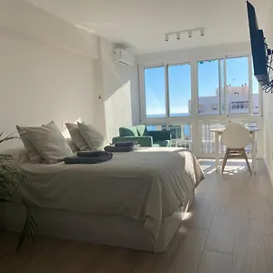 Apartamento Estudio Renovado Con Vista Al Mar, Torremolinos