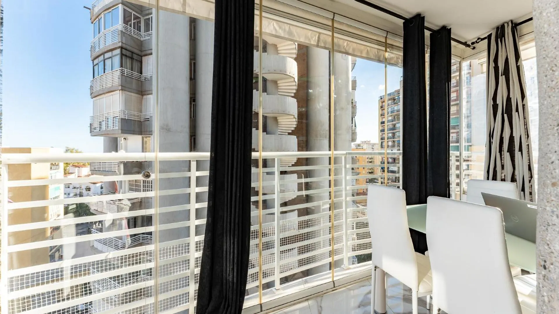 Ct 352 - Faro'S Torremolinos City Towers 1 - Walking Distance To Everything 0*,  Spain